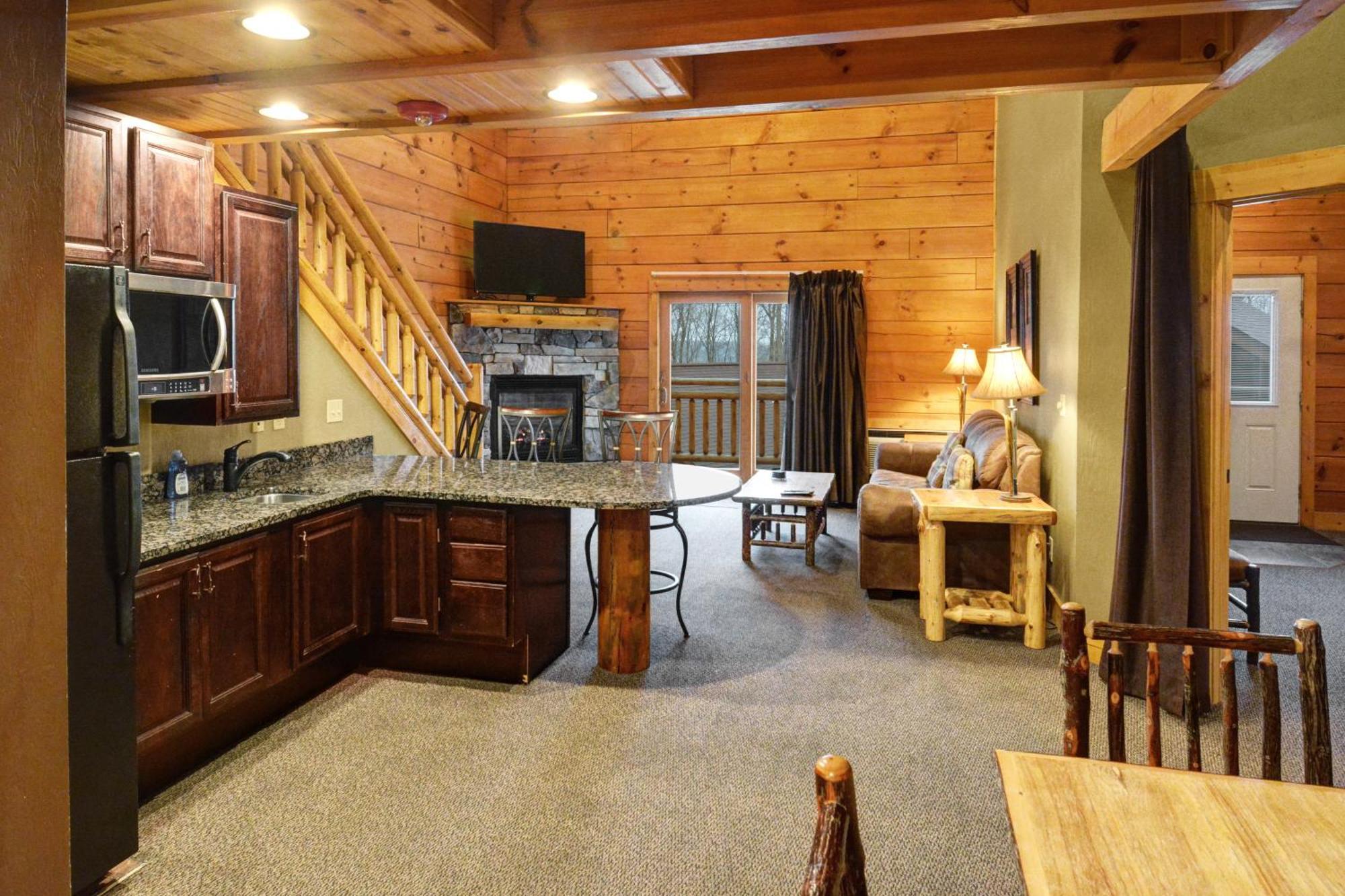 The Lodges At Sunset Village McHenry Room photo
